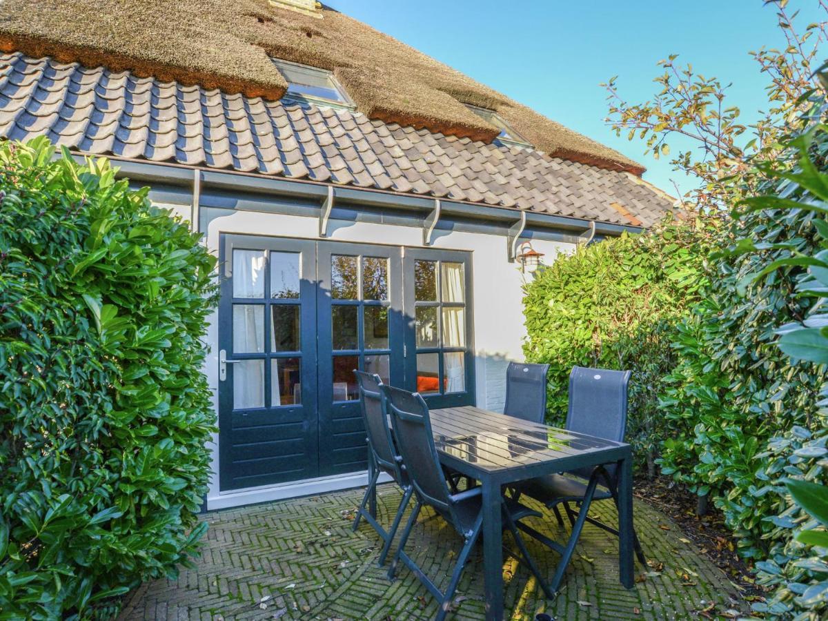 Charming Holiday Home In Texel Near Sea Oost  Экстерьер фото