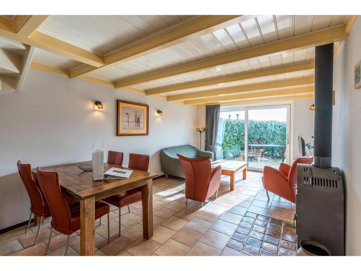 Charming Holiday Home In Texel Near Sea Oost  Экстерьер фото